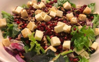 Pomegranate feta salat – uppáhalds hátíðarsalatið